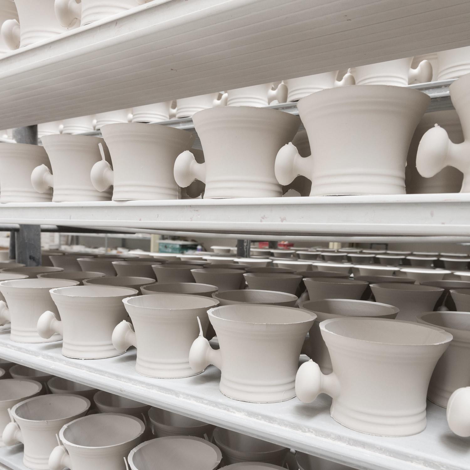 MÜHLE White Porcelain Shaving Mug with Handle